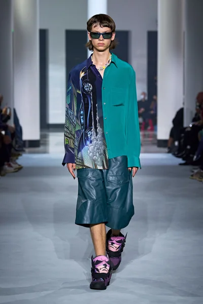 Look 31